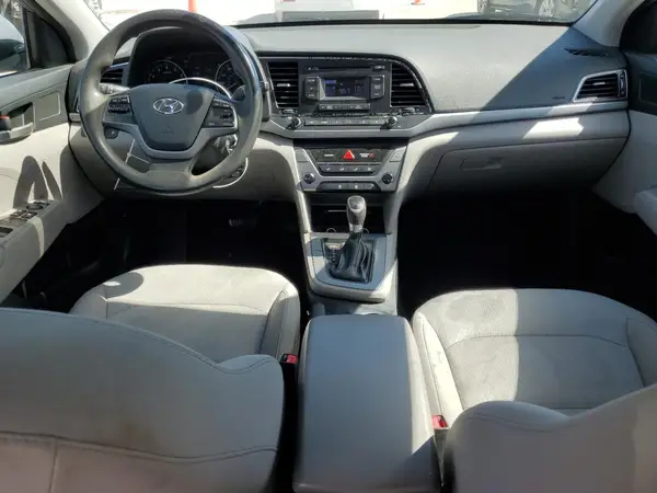 5NPD74LF2HH162926 2017 HYUNDAI ELANTRA - Image 8