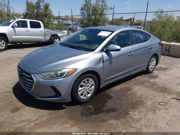 5NPD74LF2HH164191 2017 HYUNDAI ELANTRA - Image 2