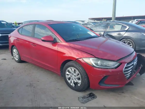 5NPD74LF2HH165602 2017 HYUNDAI ELANTRA - Image 1
