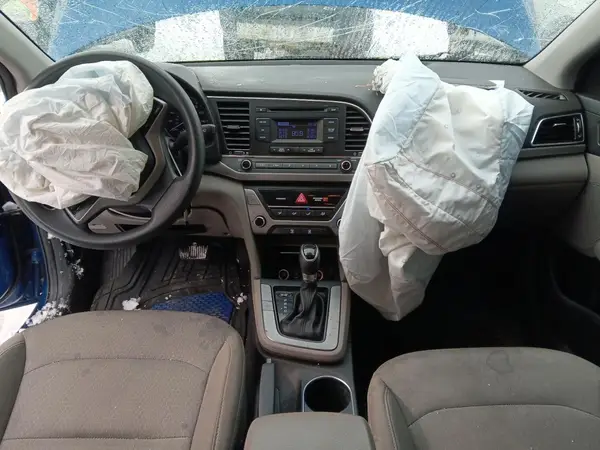 5NPD74LF2HH181217 2017 HYUNDAI ELANTRA - Image 8