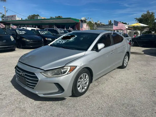 5NPD74LF2HH184229 2017 HYUNDAI ELANTRA - Image 2
