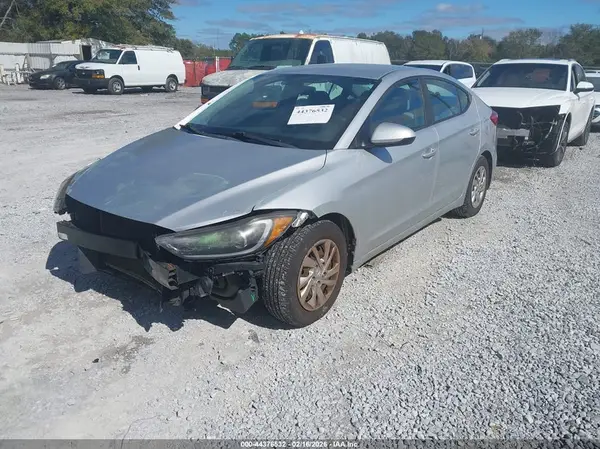 5NPD74LF2HH185333 2017 HYUNDAI ELANTRA - Image 2