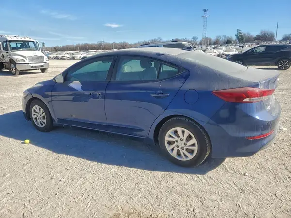 5NPD74LF2HH193965 2017 HYUNDAI ELANTRA - Image 2