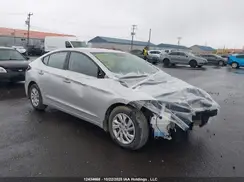 5NPD74LF2HH194811 2017 HYUNDAI ELANTRA