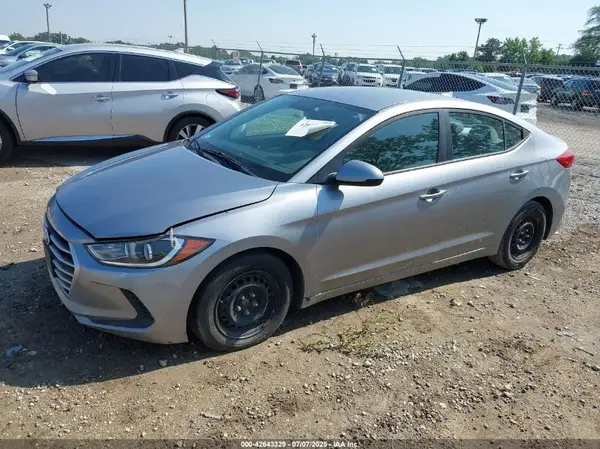 5NPD74LF2HH205984 2017 HYUNDAI ELANTRA - Image 2