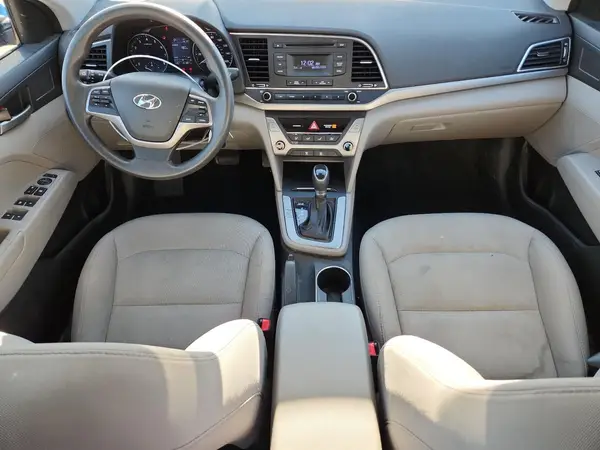 5NPD74LF2HH209565 2017 HYUNDAI ELANTRA - Image 8