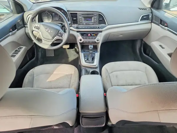 5NPD74LF2HH210232 2017 HYUNDAI ELANTRA - Image 8
