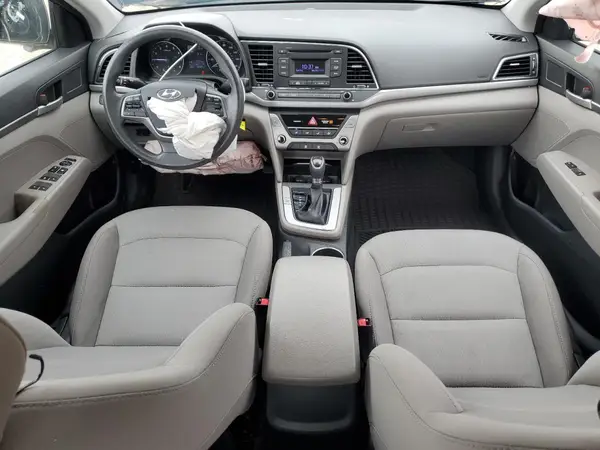 5NPD74LF2JH212911 2018 HYUNDAI ELANTRA - Image 8
