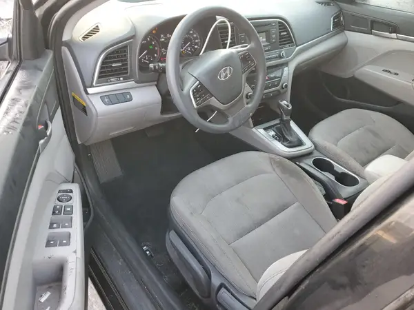 5NPD74LF2JH217025 2018 HYUNDAI ELANTRA - Image 8