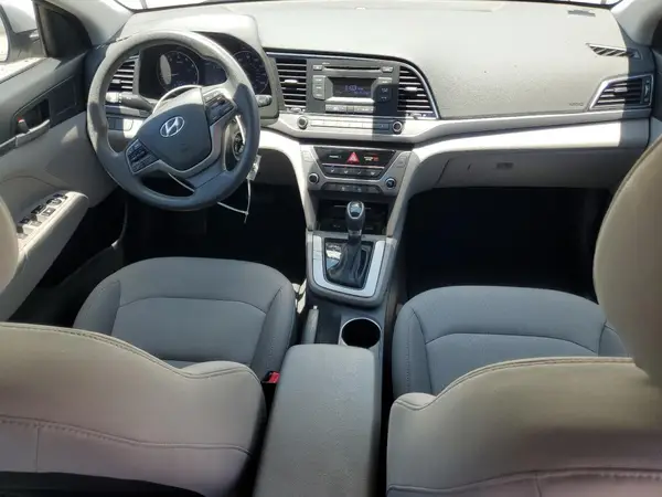 5NPD74LF2JH221057 2018 HYUNDAI ELANTRA - Image 8