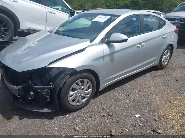 5NPD74LF2JH224153 2018 HYUNDAI ELANTRA - Image 2