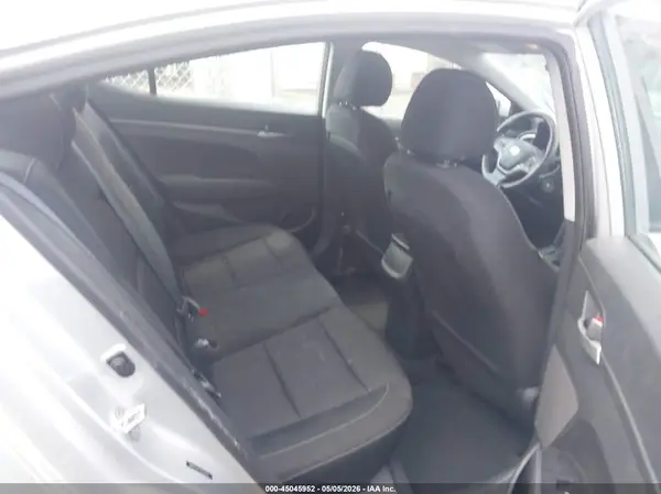 5NPD74LF2JH224153 2018 HYUNDAI ELANTRA - Image 8