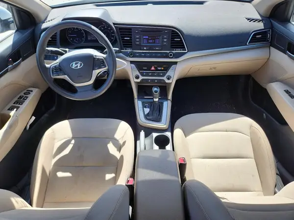 5NPD74LF2JH227666 2018 HYUNDAI ELANTRA - Image 8