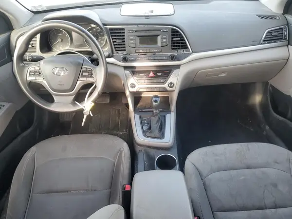 5NPD74LF2JH231801 2018 HYUNDAI ELANTRA - Image 8
