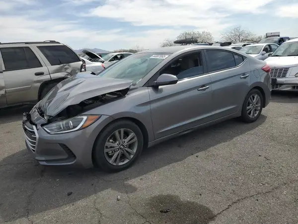 5NPD74LF2JH246864 2018 HYUNDAI ELANTRA - Image 1