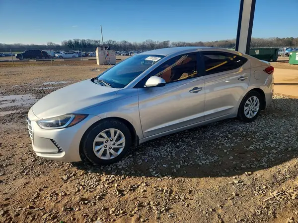 5NPD74LF2JH247593 2018 HYUNDAI ELANTRA - Image 1