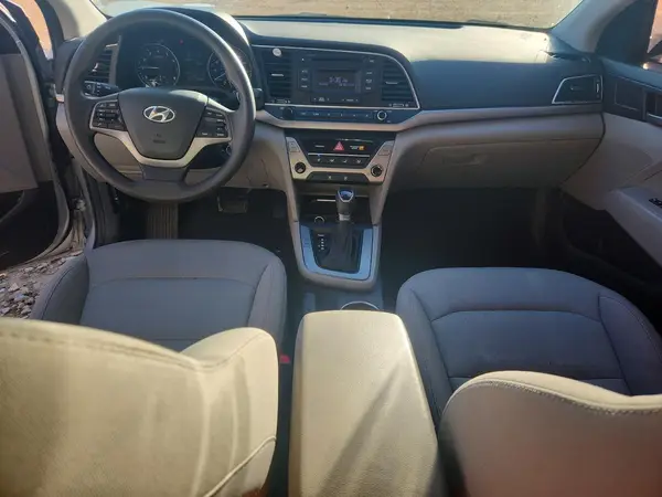 5NPD74LF2JH247593 2018 HYUNDAI ELANTRA - Image 8