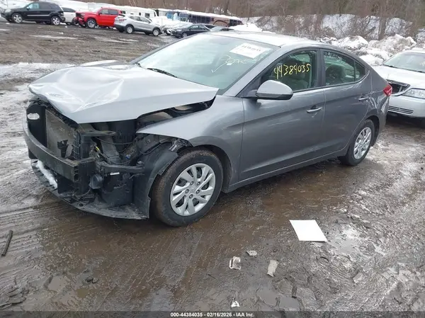5NPD74LF2JH254009 2018 HYUNDAI ELANTRA - Image 2