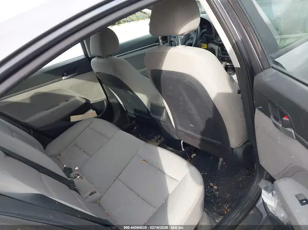5NPD74LF2JH254009 2018 HYUNDAI ELANTRA - Image 8