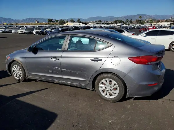 5NPD74LF2JH264572 2018 HYUNDAI ELANTRA - Image 2