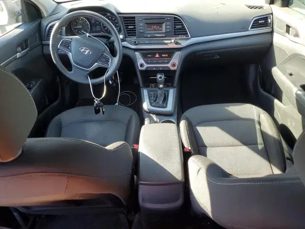 5NPD74LF2JH264572 2018 HYUNDAI ELANTRA - Image 8