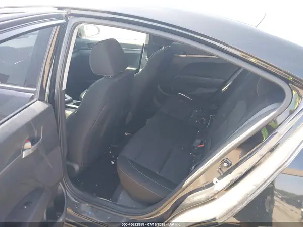 5NPD74LF2JH277371 2018 HYUNDAI ELANTRA - Image 8