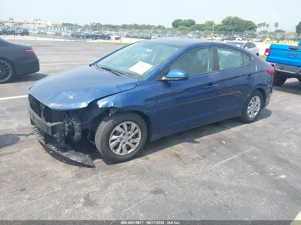 5NPD74LF2JH289360 2018 HYUNDAI ELANTRA - Image 2