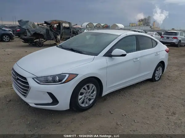 5NPD74LF2JH296843 2018 HYUNDAI ELANTRA - Image 2