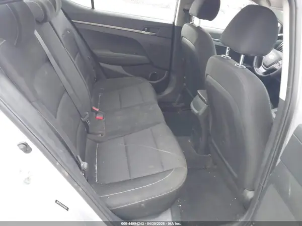 5NPD74LF2JH300499 2018 HYUNDAI ELANTRA - Image 8