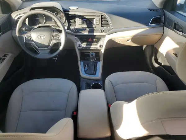 5NPD74LF2JH301085 2018 HYUNDAI ELANTRA - Image 8