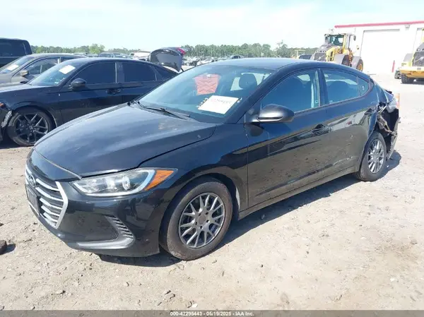 5NPD74LF2JH310188 2018 HYUNDAI ELANTRA - Image 2