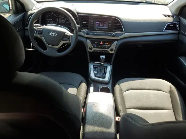 5NPD74LF2JH313947 2018 HYUNDAI ELANTRA - Image 8