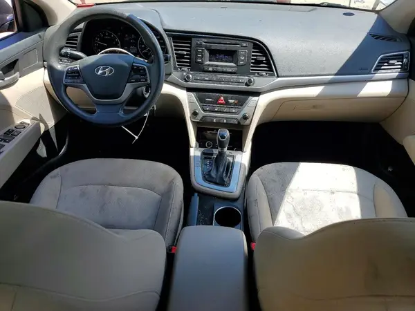 5NPD74LF2JH324852 2018 HYUNDAI ELANTRA - Image 8