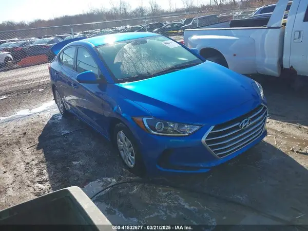 5NPD74LF2JH331140 2018 HYUNDAI ELANTRA - Image 1