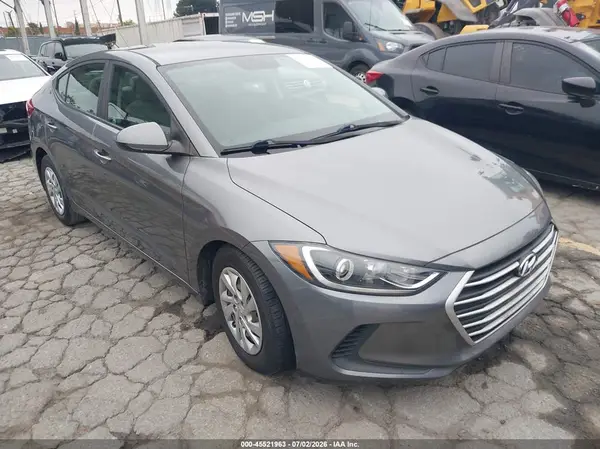5NPD74LF2JH332661 2018 HYUNDAI ELANTRA - Image 1