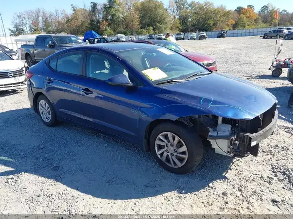 5NPD74LF2JH335771 2018 HYUNDAI ELANTRA - Image 1