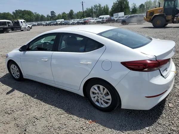 5NPD74LF2JH338797 2018 HYUNDAI ELANTRA - Image 2
