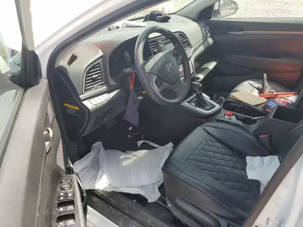 5NPD74LF2JH338797 2018 HYUNDAI ELANTRA - Image 8