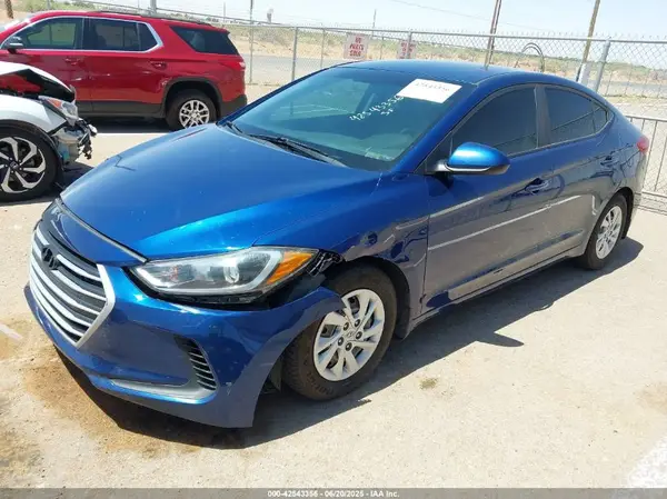 5NPD74LF2JH341022 2018 HYUNDAI ELANTRA - Image 2