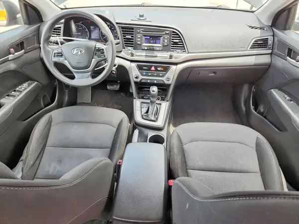 5NPD74LF2JH349704 2018 HYUNDAI ELANTRA - Image 8