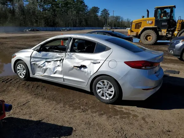5NPD74LF2JH351789 2018 HYUNDAI ELANTRA - Image 2