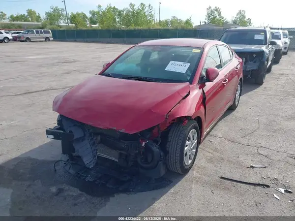5NPD74LF2JH353610 2018 HYUNDAI ELANTRA - Image 2