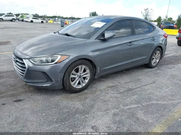 5NPD74LF2JH354367 2018 HYUNDAI ELANTRA - Image 2