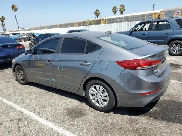 5NPD74LF2JH359343 2018 HYUNDAI ELANTRA - Image 2