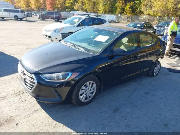 5NPD74LF2JH363571 2018 HYUNDAI ELANTRA - Image 2
