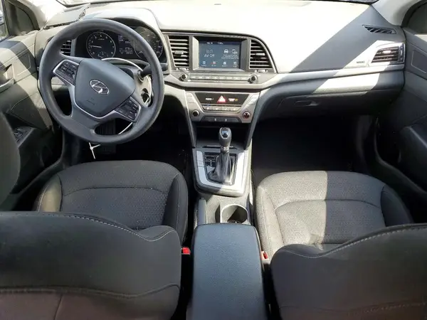 5NPD74LF2JH373520 2018 HYUNDAI ELANTRA - Image 8