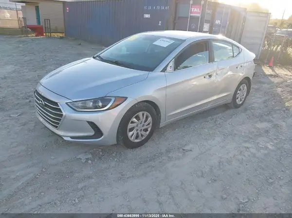 5NPD74LF2JH385926 2018 HYUNDAI ELANTRA - Image 2