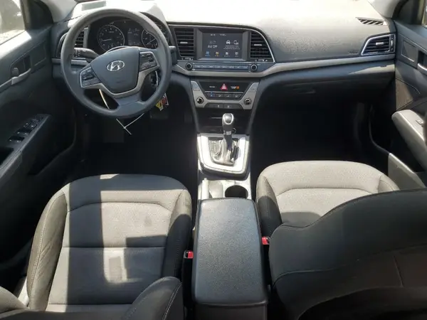 5NPD74LF2JH390009 2018 HYUNDAI ELANTRA - Image 8
