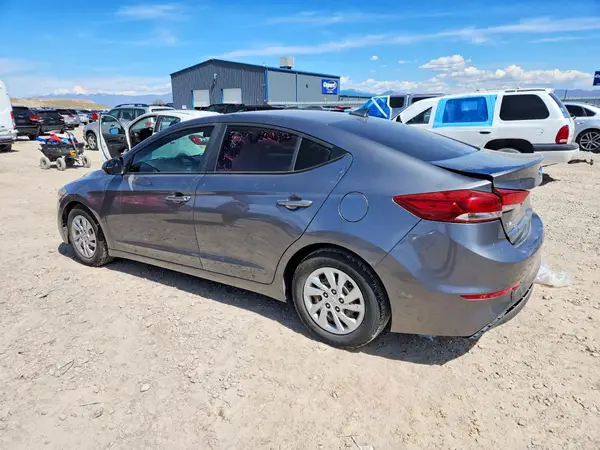 5NPD74LF2JH391709 2018 HYUNDAI ELANTRA - Image 2