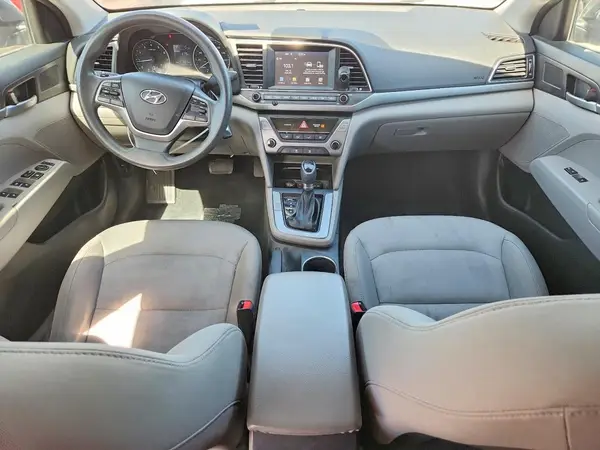 5NPD74LF2JH391709 2018 HYUNDAI ELANTRA - Image 8
